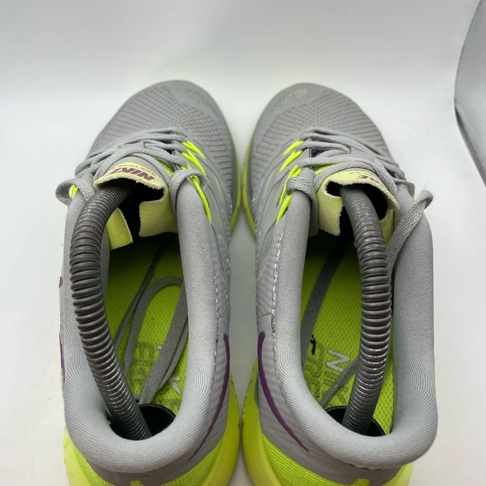 Nike Free 5.0 womens gray green sneaker size 8.5